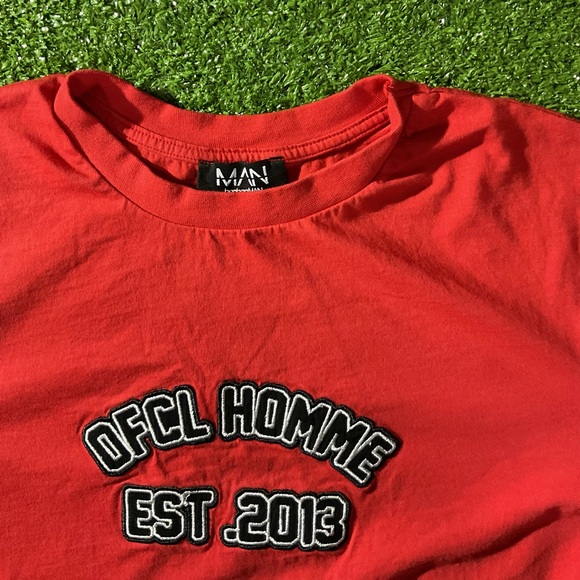 BoohooMan Basketball Embroidered Red Graphic Tee - Picture 5 of 9